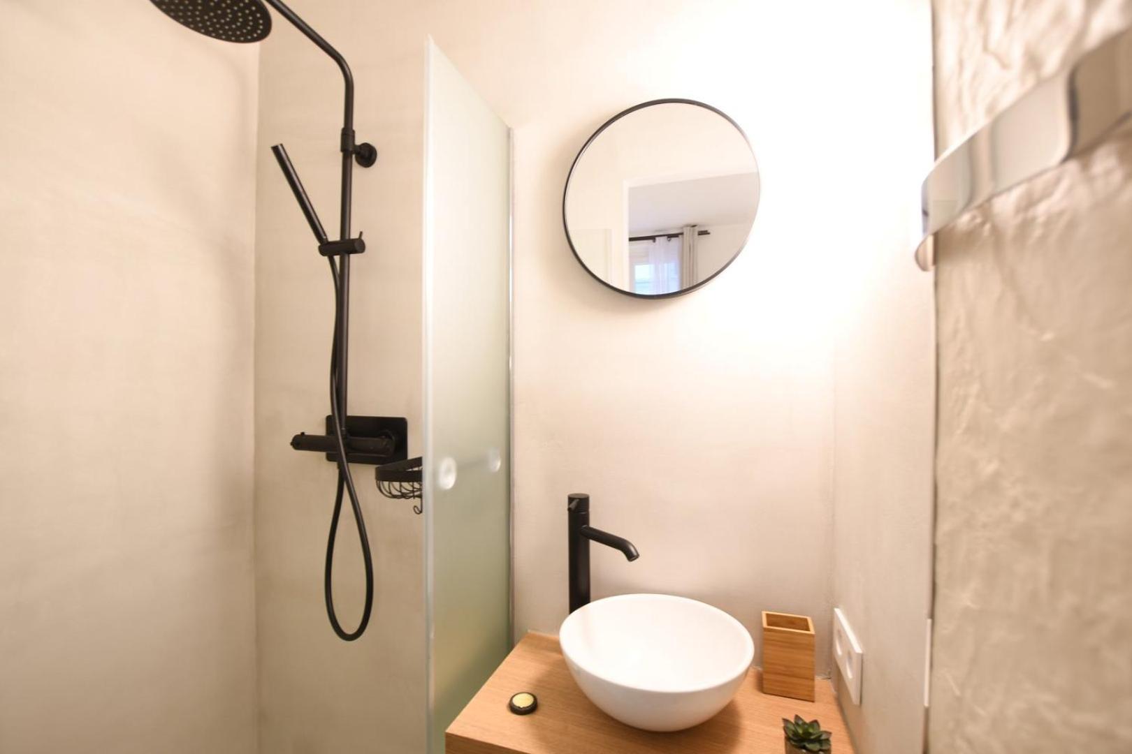 Appartamento Guestready - Modern Flat Near Latin Quarter! Parigi Esterno foto